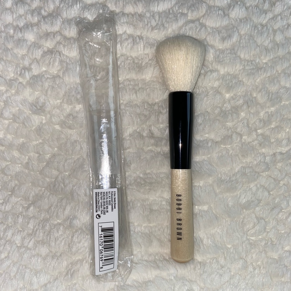 Bobbi Brown Foundation Brush